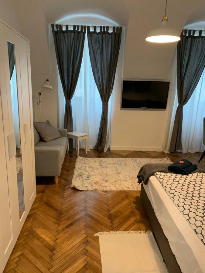 Apartmani SB 42 Zagreb Bagian luar foto